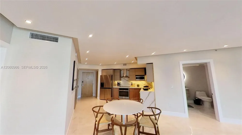 350 S Miami Ave #3902 Miami, FL 33130