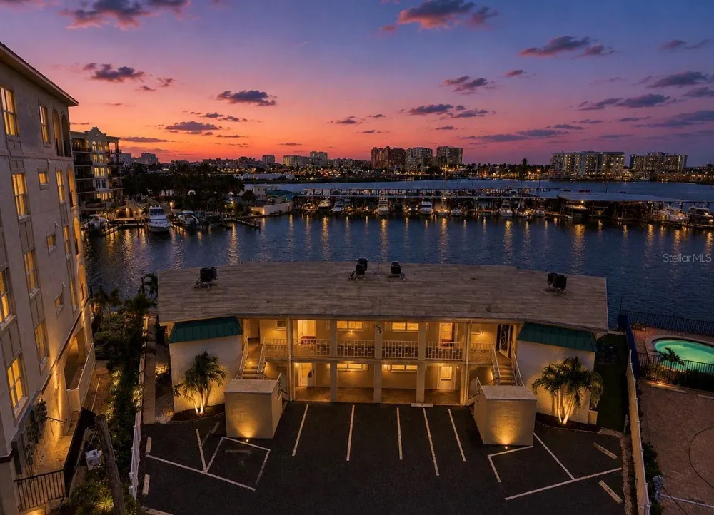 205 DOLPHIN POINT #4 Clearwater Beach, FL 33767