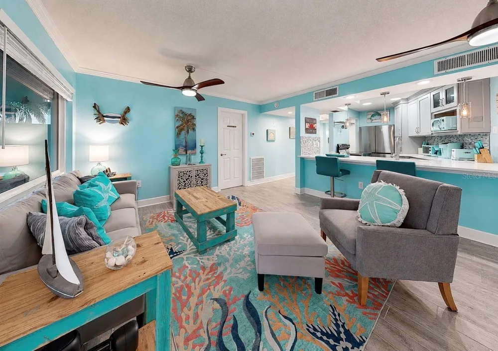 205 DOLPHIN POINT #4 Clearwater Beach, FL 33767