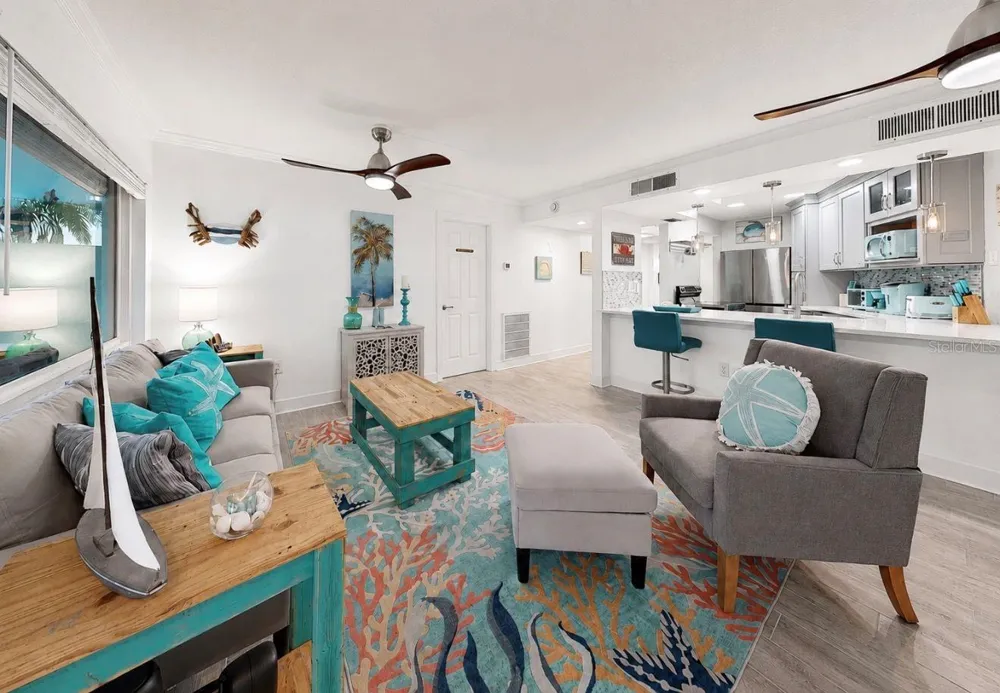 205 DOLPHIN POINT #4 Clearwater Beach, FL 33767