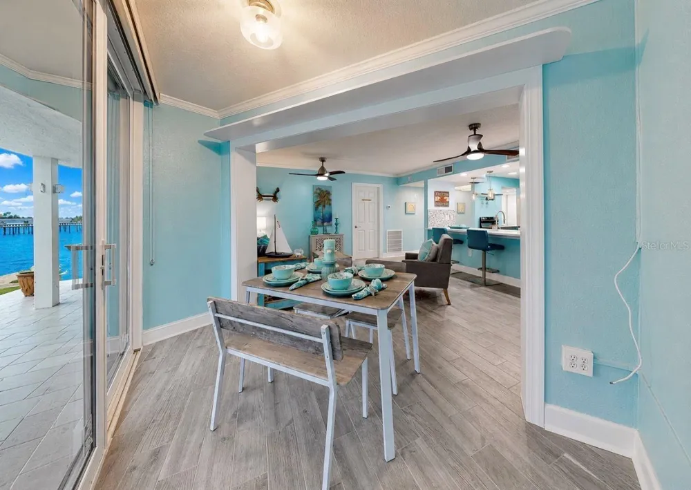205 DOLPHIN POINT #4 Clearwater Beach, FL 33767
