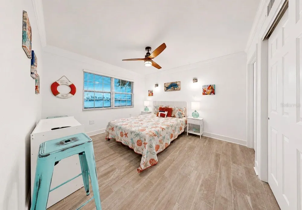 205 DOLPHIN POINT #4 Clearwater Beach, FL 33767