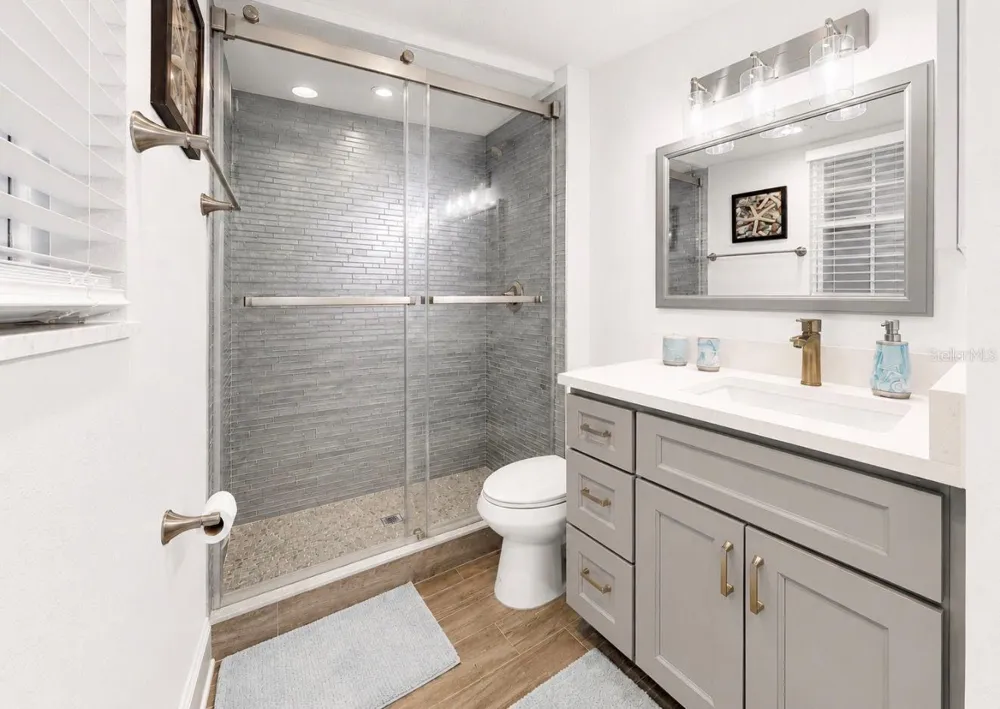 205 DOLPHIN POINT #4 Clearwater Beach, FL 33767