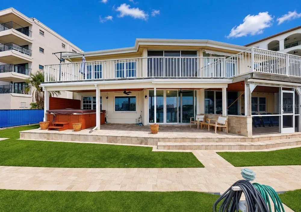 205 DOLPHIN POINT #4 Clearwater Beach, FL 33767