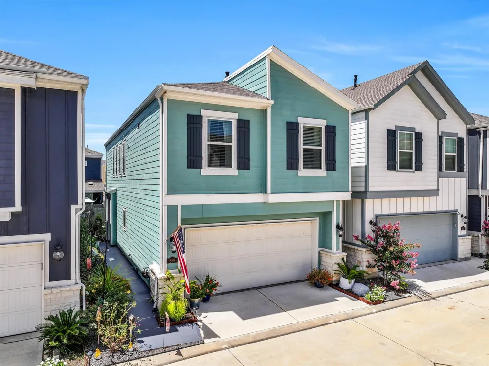 639 Salt Marsh Trail Kemah, TX 77565