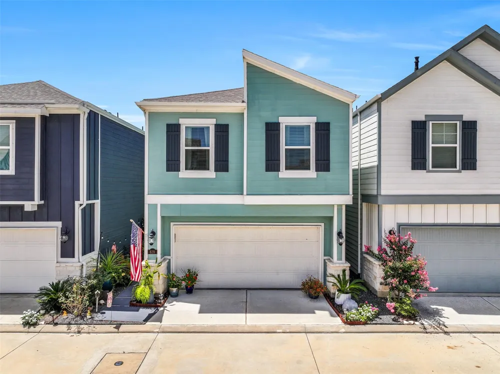 639 Salt Marsh Trail Kemah, TX 77565