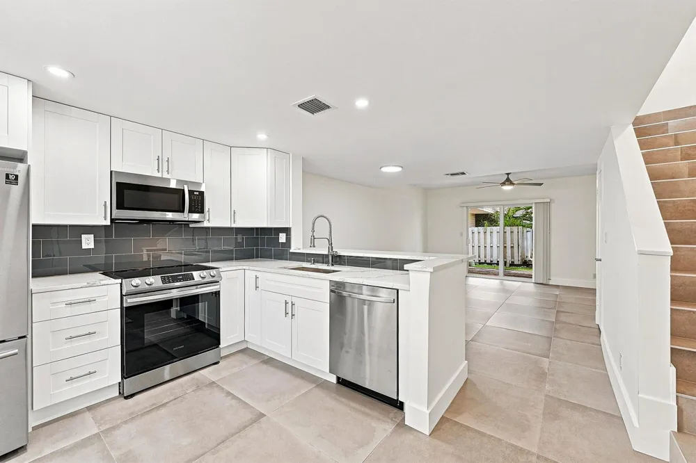 2627 NE 15th Street Pompano Beach, FL 33062