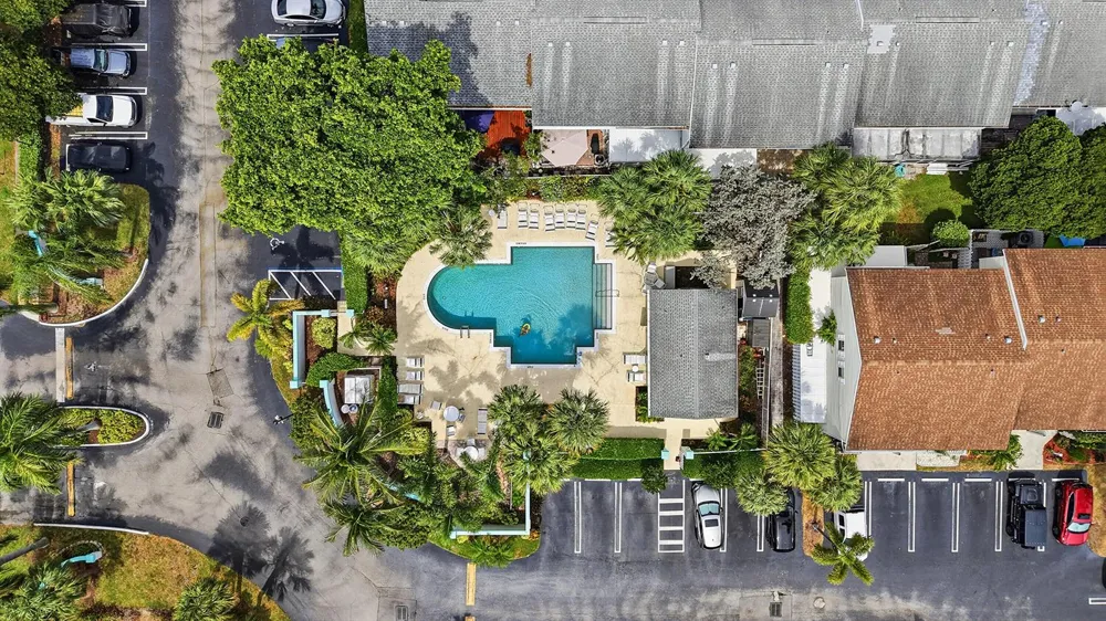 2627 NE 15th Street Pompano Beach, FL 33062