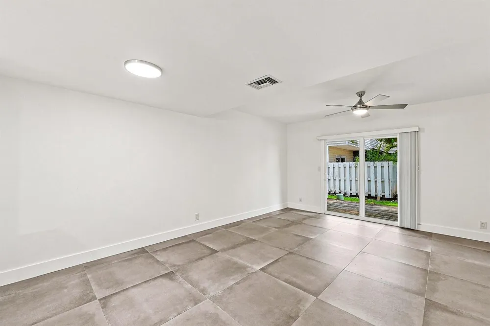 2627 NE 15th Street Pompano Beach, FL 33062