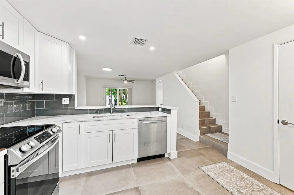 2627 NE 15th Street Pompano Beach, FL 33062