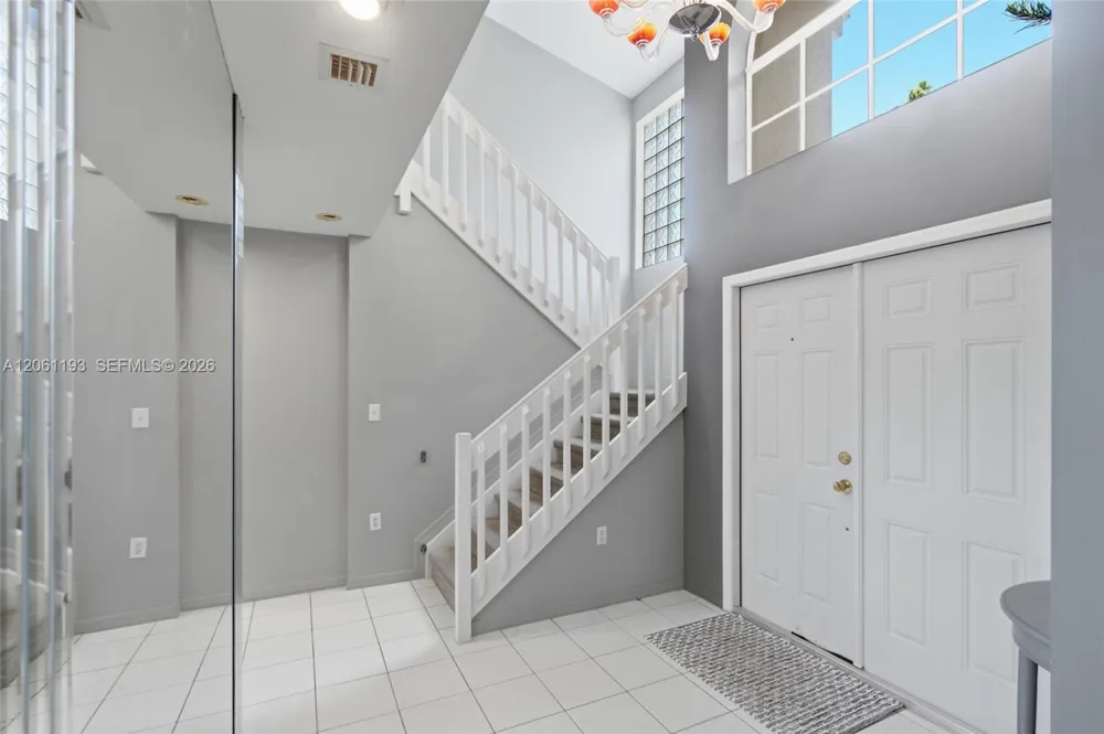 21221 NE 3rd Ct Miami, FL 33179