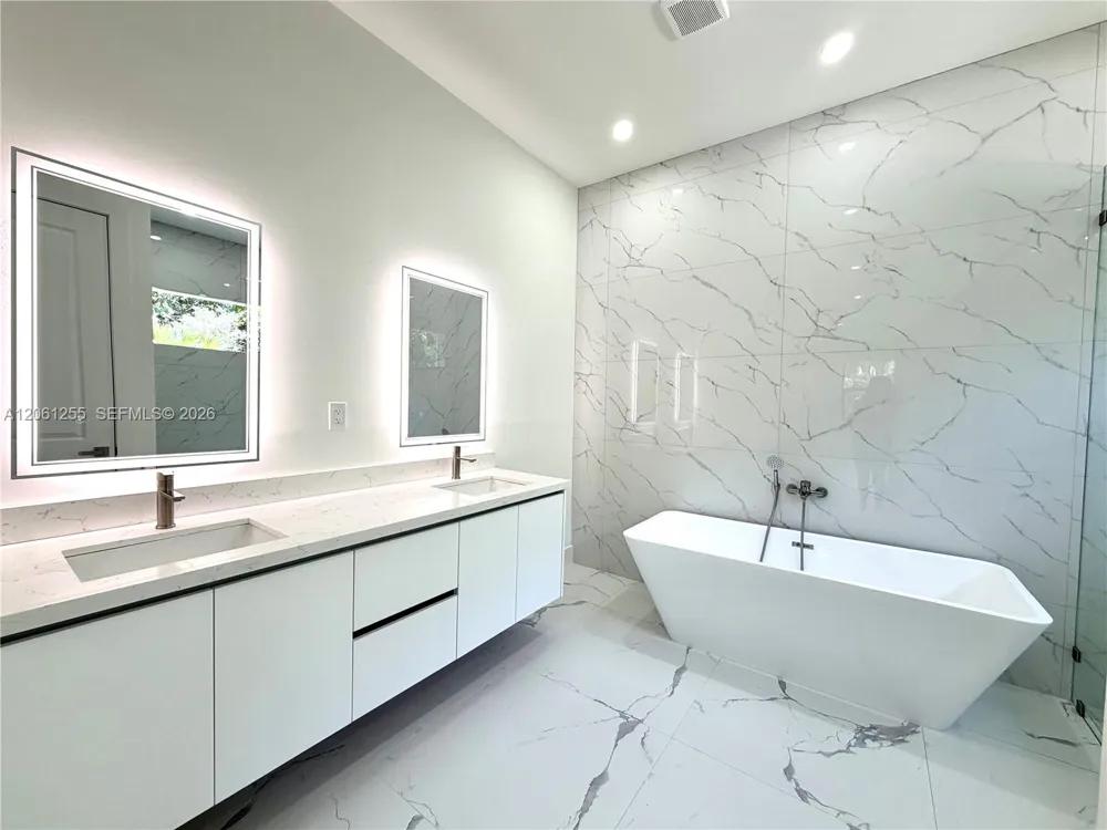 3257 Desoto Blvd S Naples, FL 34117