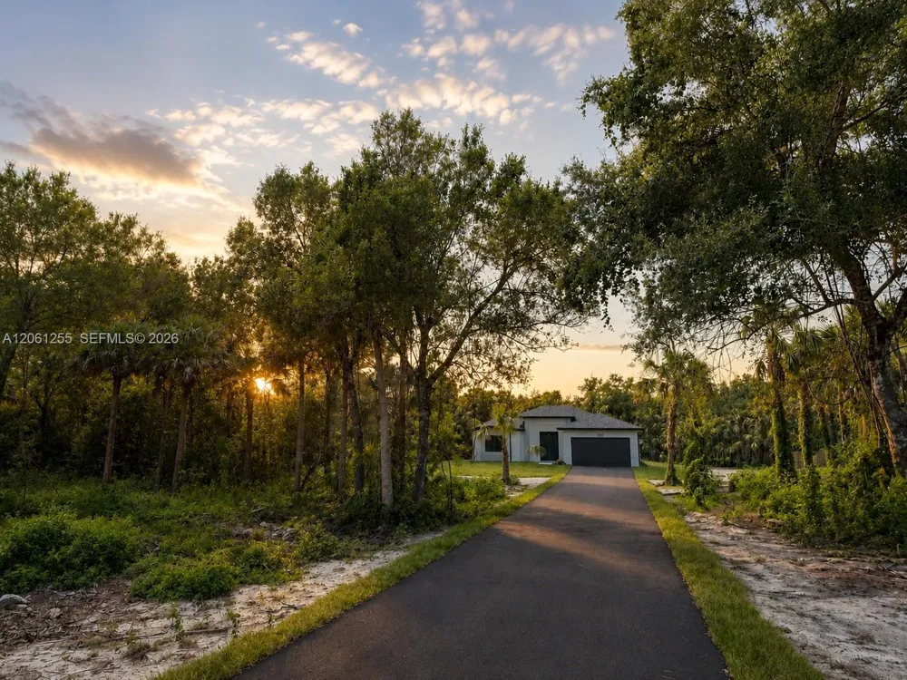 3257 Desoto Blvd S Naples, FL 34117