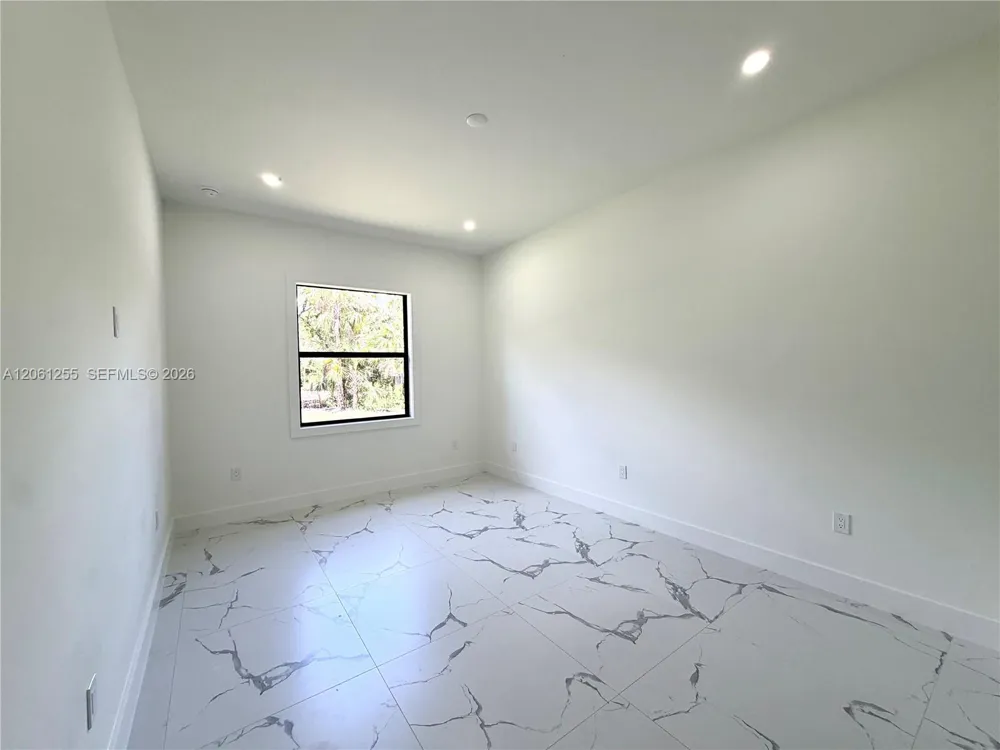 3257 Desoto Blvd S Naples, FL 34117