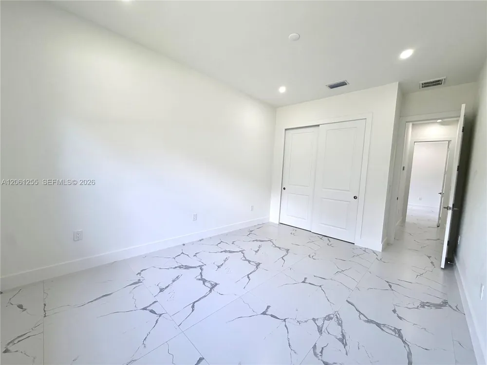 3257 Desoto Blvd S Naples, FL 34117