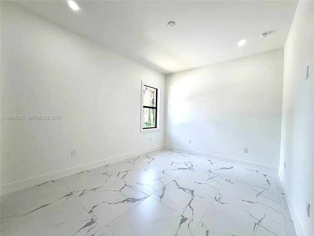 3257 Desoto Blvd S Naples, FL 34117