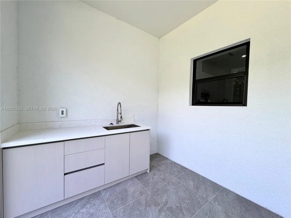 3257 Desoto Blvd S Naples, FL 34117