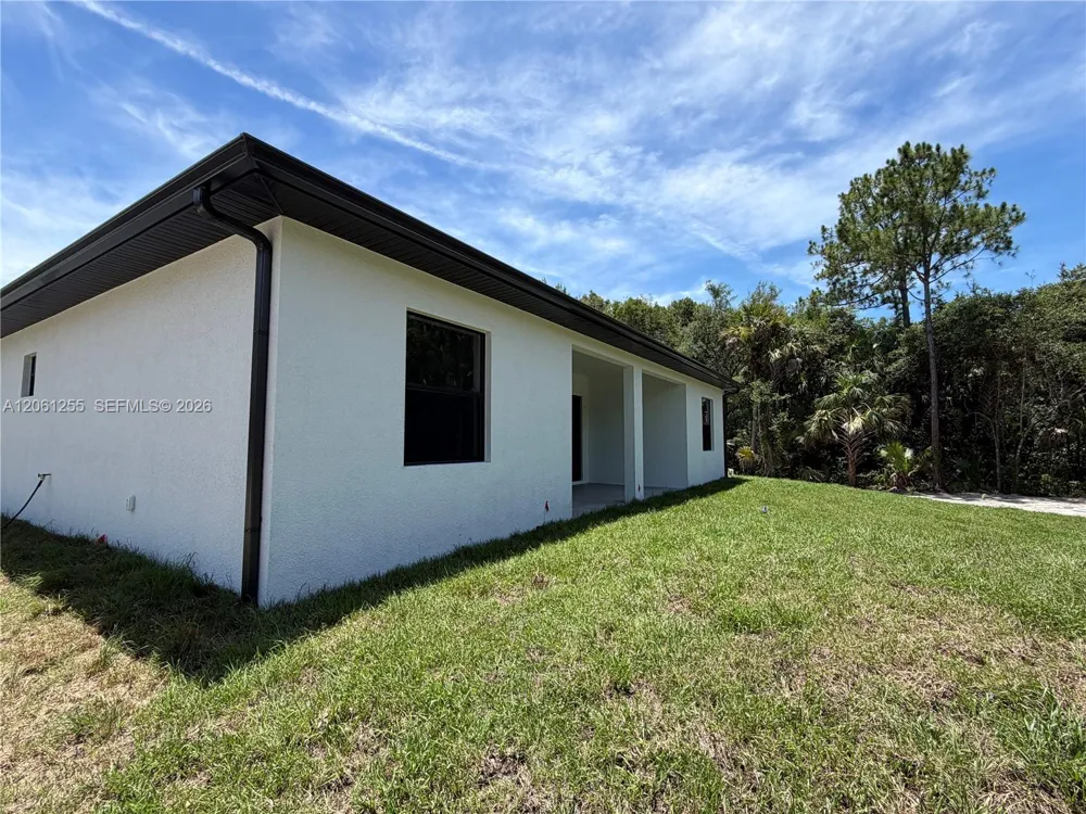 3257 Desoto Blvd S Naples, FL 34117