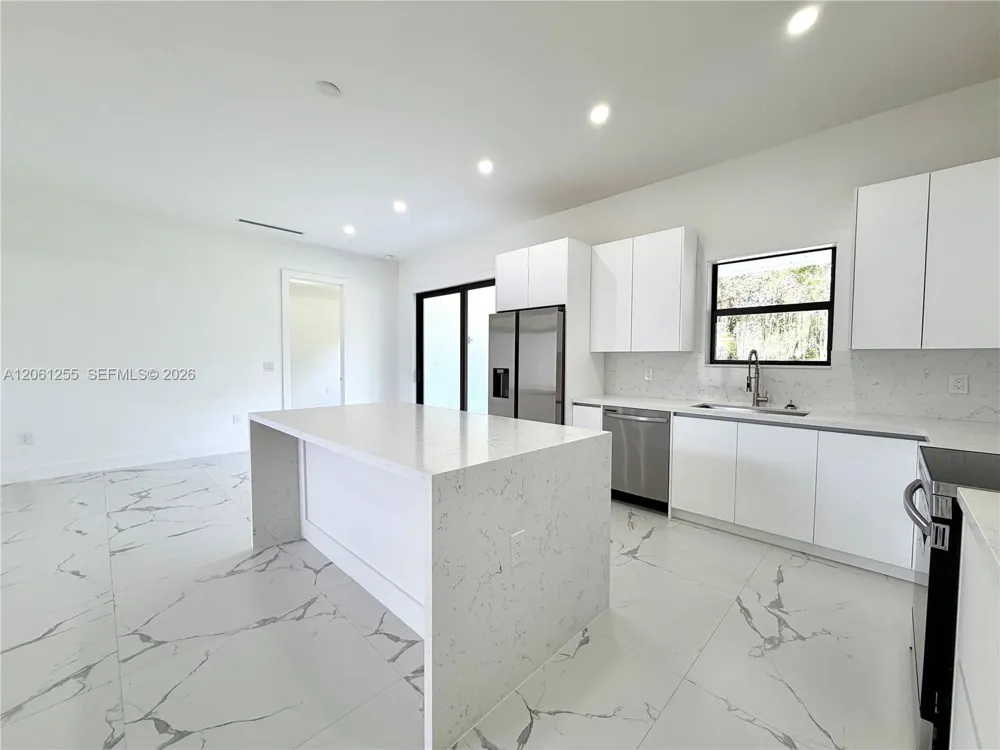 3257 Desoto Blvd S Naples, FL 34117