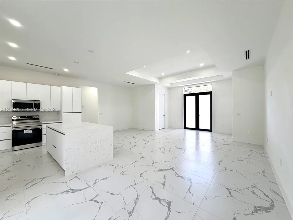 3257 Desoto Blvd S Naples, FL 34117