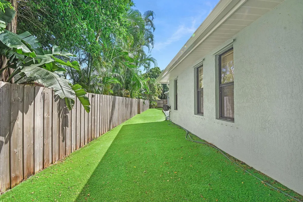 1225 SW Magnolia Bluff Drive Palm City, FL 34990