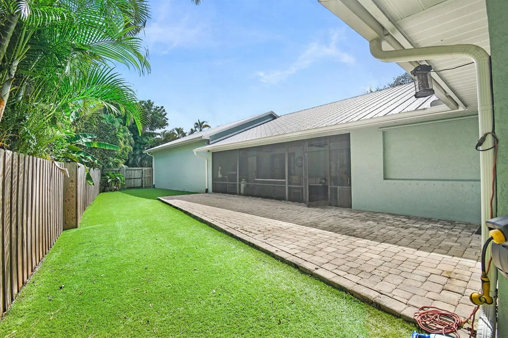 1225 SW Magnolia Bluff Drive Palm City, FL 34990