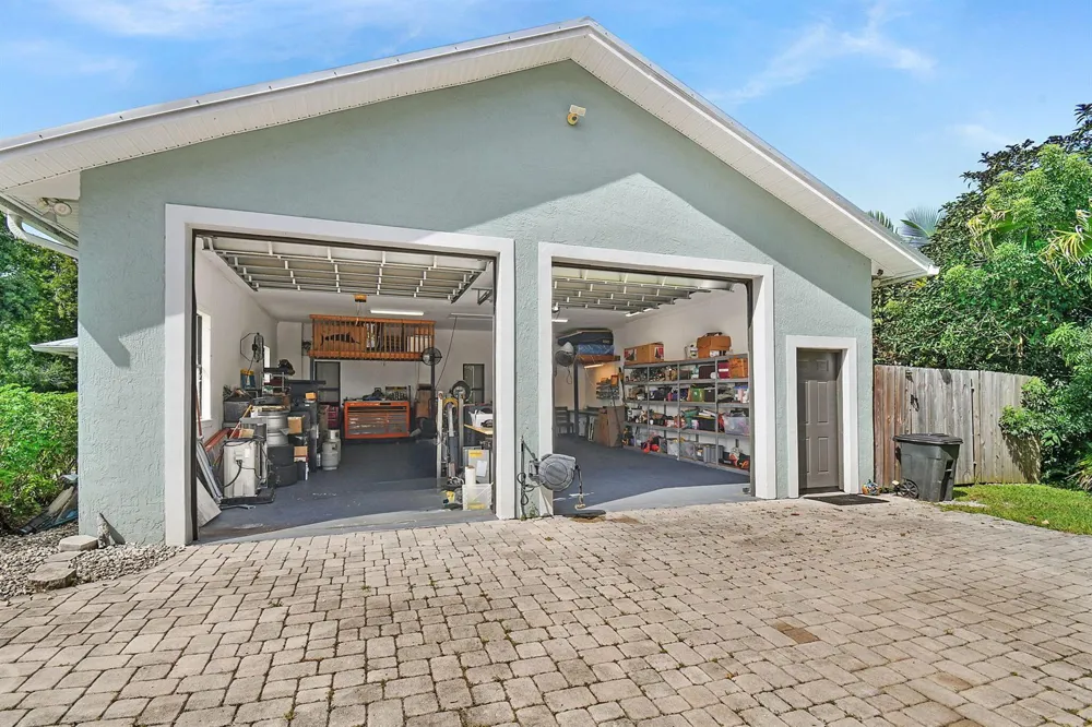 1225 SW Magnolia Bluff Drive Palm City, FL 34990