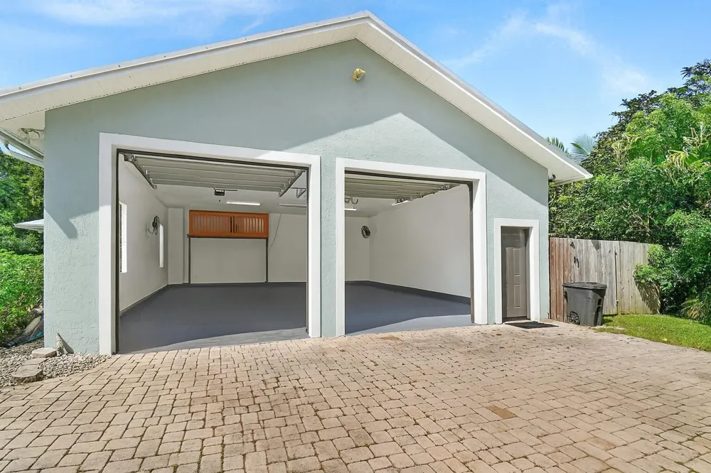 1225 SW Magnolia Bluff Drive Palm City, FL 34990