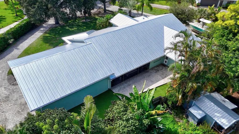 1225 SW Magnolia Bluff Drive Palm City, FL 34990