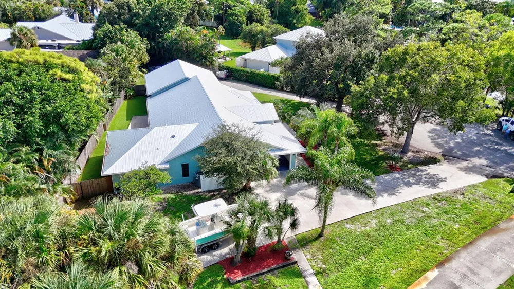 1225 SW Magnolia Bluff Drive Palm City, FL 34990