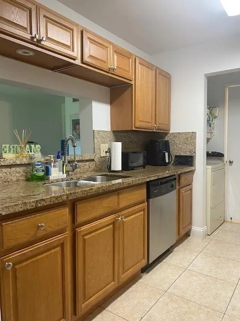 4096 PINE ISLAND ROAD #2110 Sunrise, FL 33351