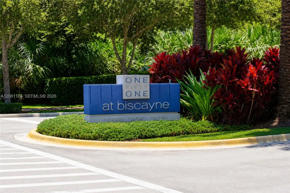 15051 Royal Oaks Ln #102 North Miami, FL 33181