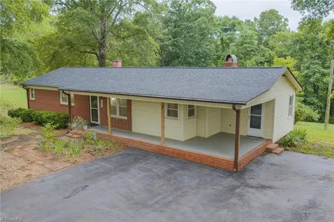 1401 Walnut Street