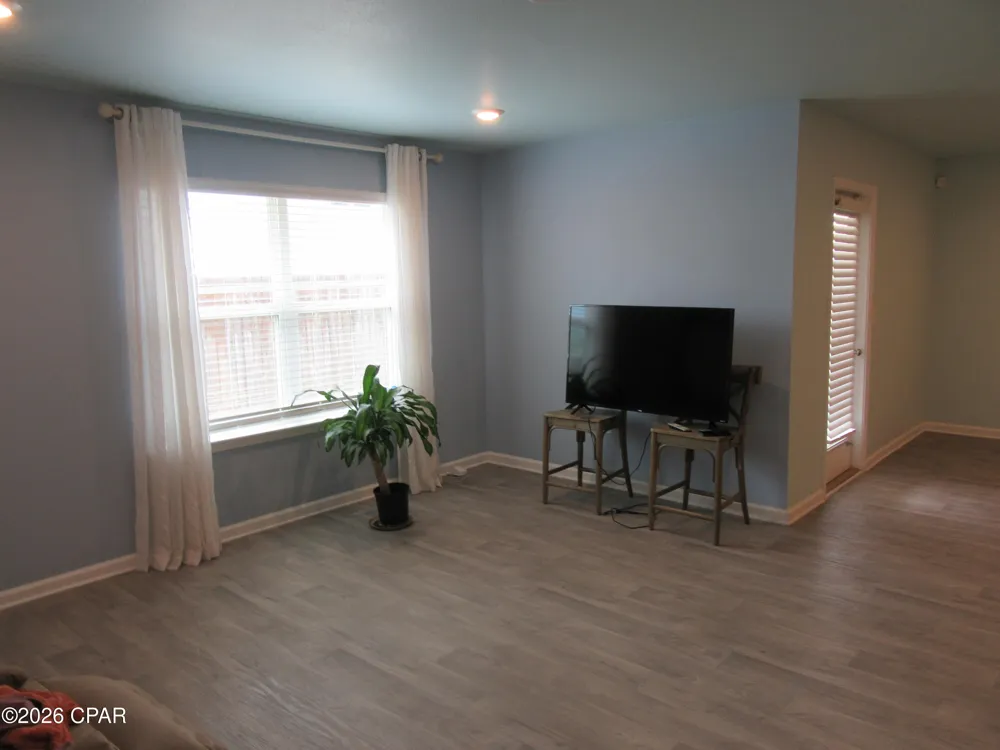 3995 Pioneer Lane Panama City, FL 32404