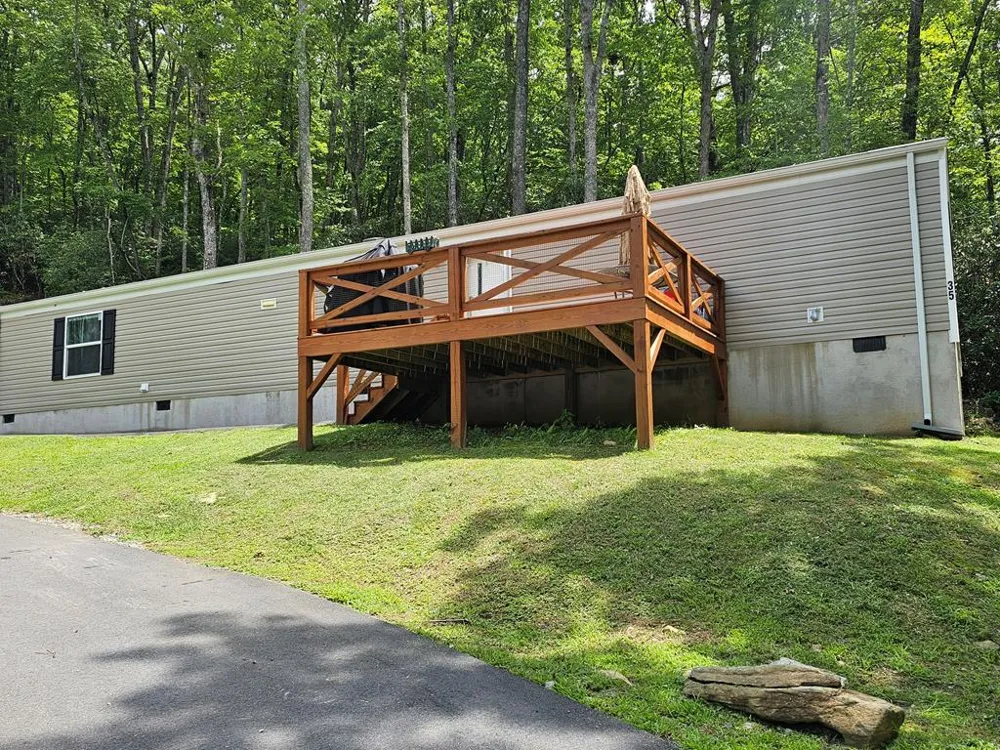 Boulder Court Franklin, NC 28734