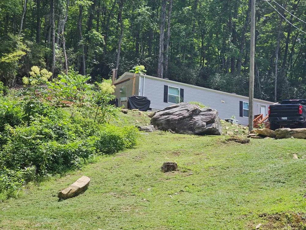 Boulder Court Franklin, NC 28734