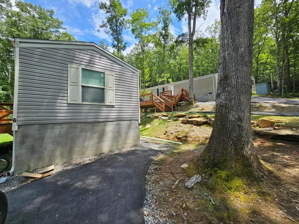 Boulder Court Franklin, NC 28734