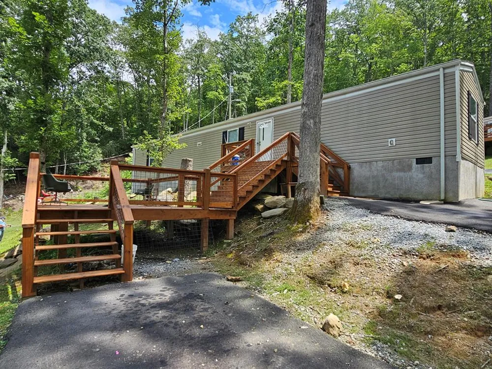 Boulder Court Franklin, NC 28734