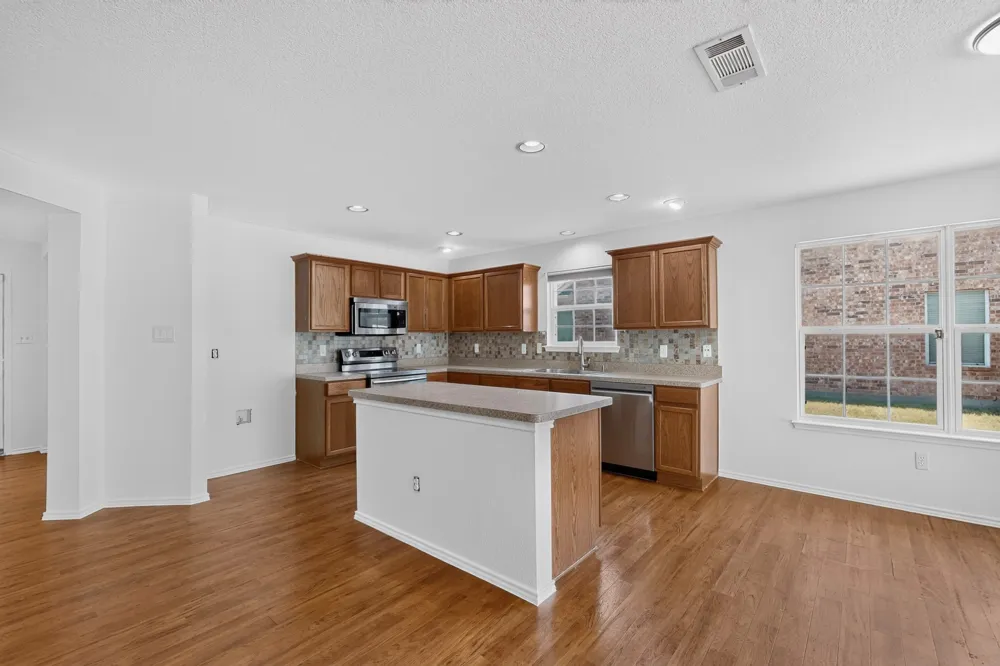 109 Harvest Hill Lane Red Oak, TX 75154