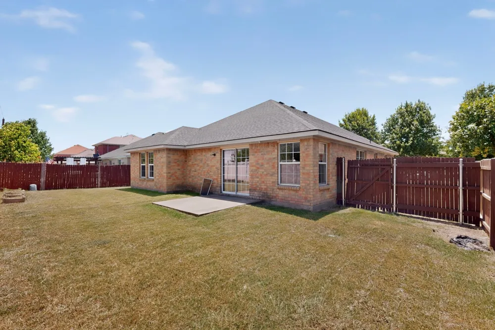 109 Harvest Hill Lane Red Oak, TX 75154