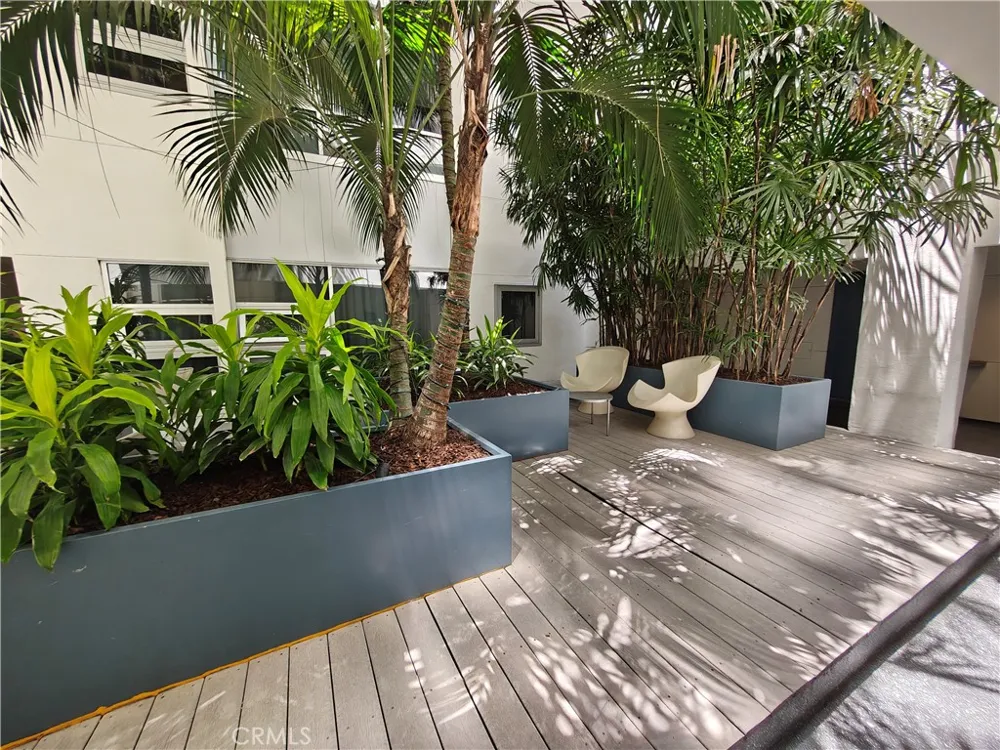 630 W 6th Street #506 Los Angeles, CA 90017