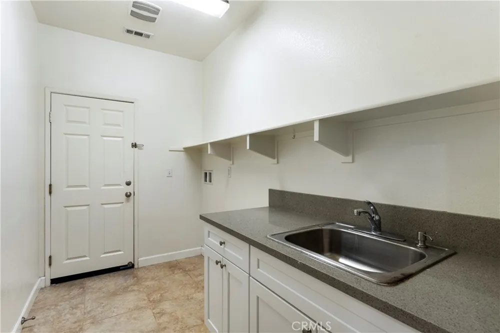 6727 Carnelian Street Jurupa Valley, CA 91752