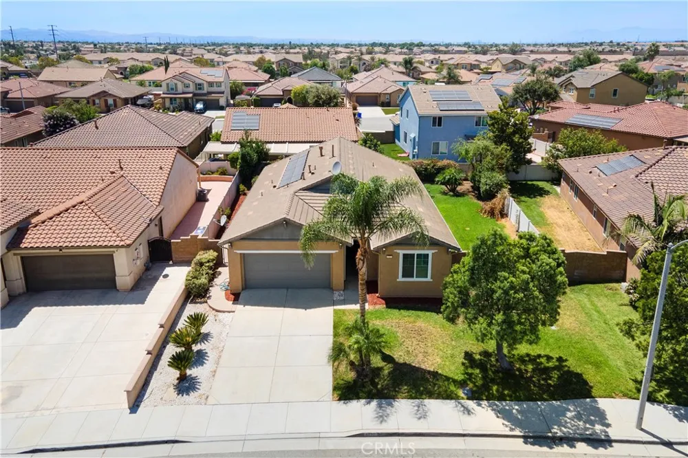 6727 Carnelian Street Jurupa Valley, CA 91752