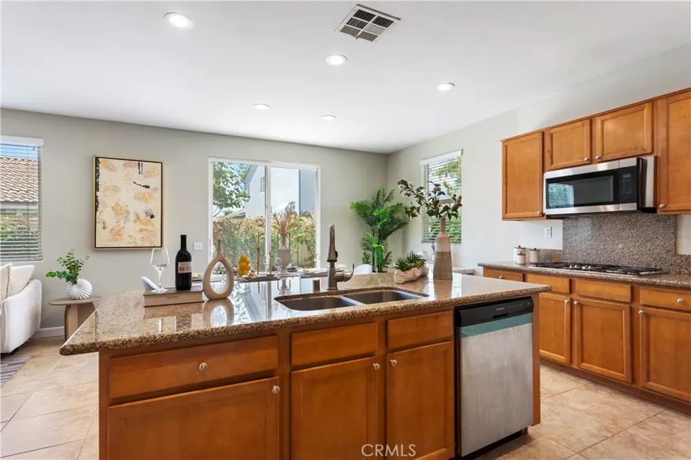6727 Carnelian Street Jurupa Valley, CA 91752