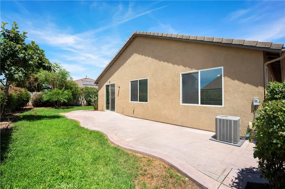 6727 Carnelian Street Jurupa Valley, CA 91752