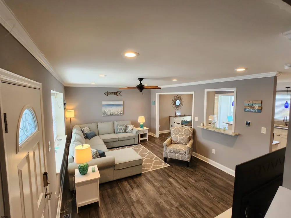 329 Sea Shell Ln Brigantine, NJ 08203