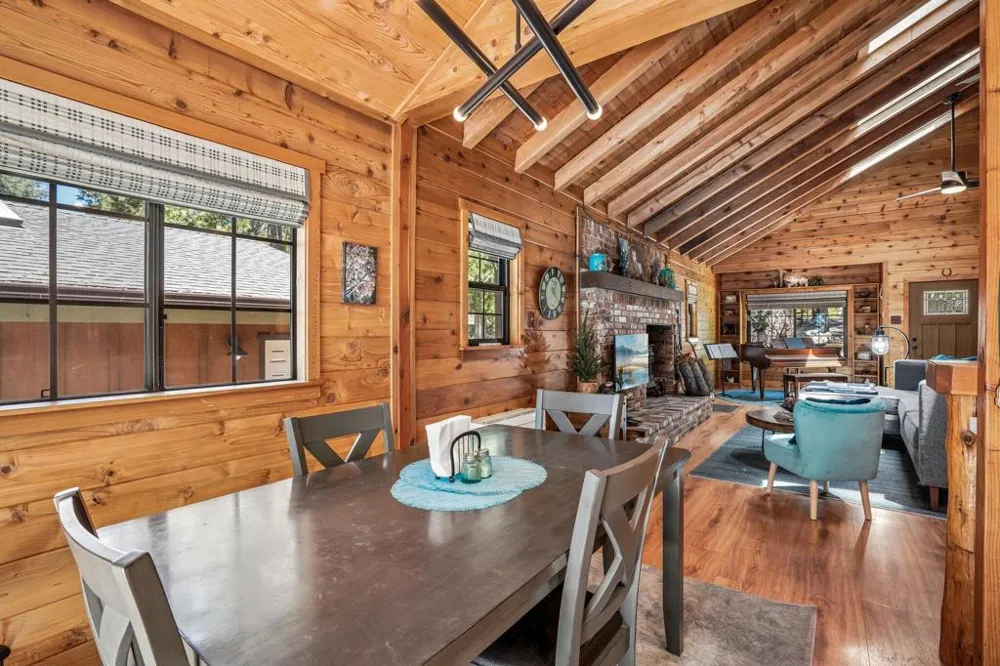 53325 Double View Drive Idyllwild, CA 92549