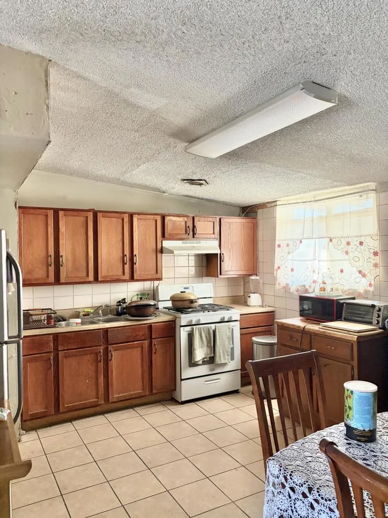 67070 San Mateo Cathedral City, CA 92234