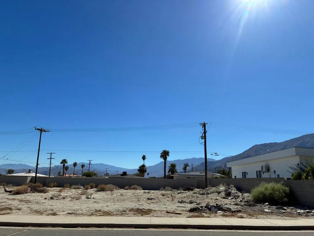 Tramview Road Palm Springs, CA 92262
