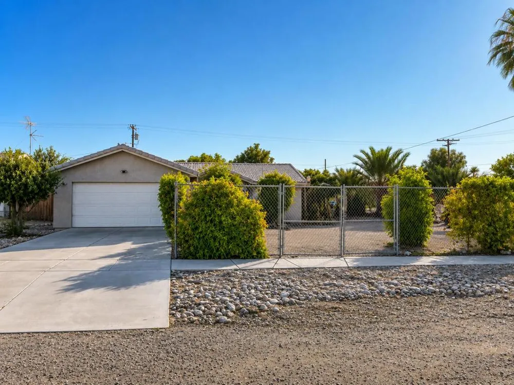 2799 Jester Avenue Thermal, CA 92274
